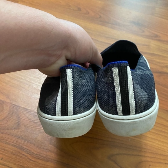ROTHY’S gray two tone slip on sneakers shoes comfort machine washable all year 5 - Picture 9 of 10